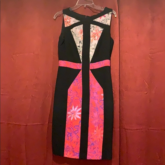 Dress - Picture 1 of 2